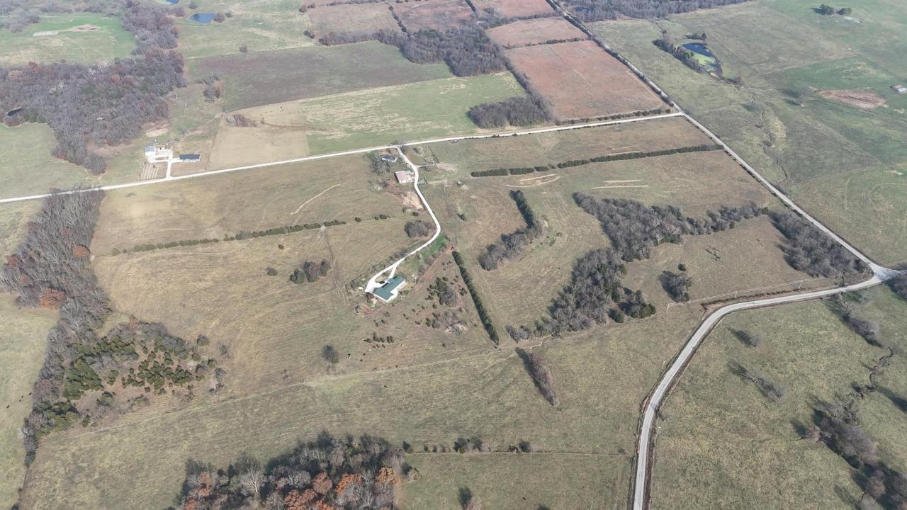 1672 E 355th Road, Bolivar, Missouri 65613, Estados Unidos