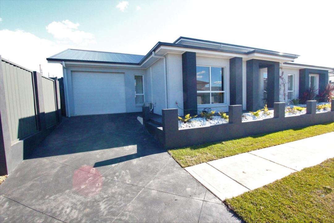 7 Klippel Street, Oran Park, NSW 2570, Australia