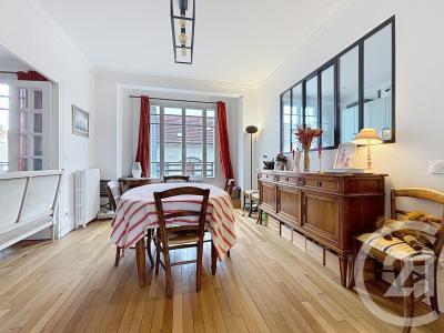 Viroflay, Isla De Francia 78220, Francia