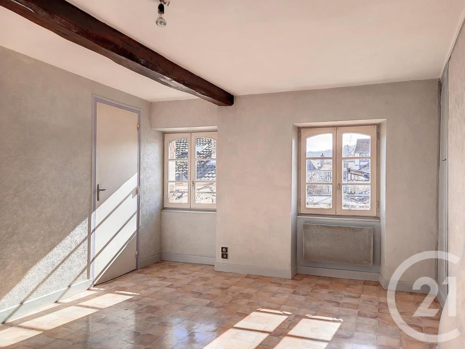 Bar Sur Aube, Champaña-Ardenas 10200, Francia