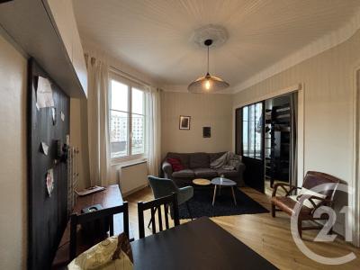 Lyon, Rhône-Alpes 69007, France