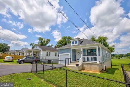 839 Jefferson Avenue, Charles Town, West Virginia 25414, Estados Unidos