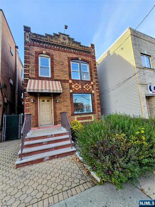 201 Ridge Road , 2, North Arlington, New Jersey 07031, HOA KỲ