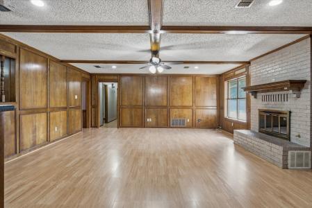 716 S Houston, Edgewood, Texas 75117, Estados Unidos