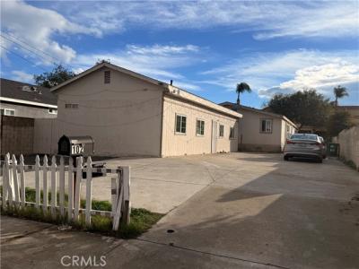 1240 E Street, Corona, Califórnia 92882, Estados Unidos