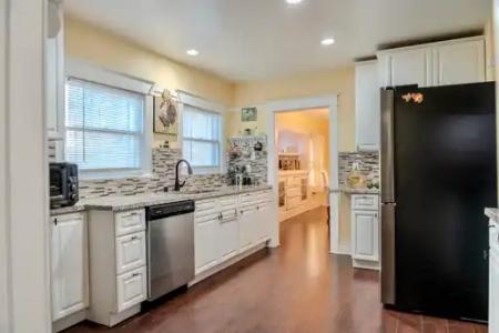 6770 Palm Avenue, Riverside, Californie 92506, États-Unis