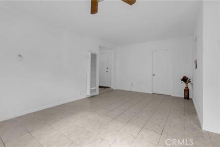 22214 Horst, Hawaiian Gardens, カリフォルニア 90716, アメリカ合衆国