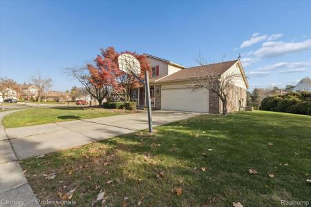 16550 Huff Street, Livonia, Мичиган 48154, Соединенные Штаты