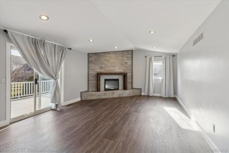 16550 Huff Street, Livonia, Мичиган 48154, Соединенные Штаты