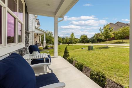 582 Forest Oaks Trl, North Huntingdon, Pennsylvania 15642, HOA KỲ