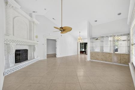 2620 ENTERPRISE RD E, #E14, Clearwater, Florida 33759