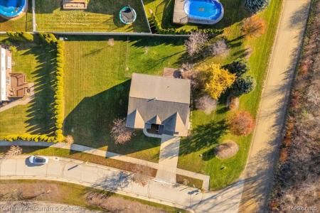 33997 Brownswood Blvd, Brownstown Charter Township, Michigan 48173, USA