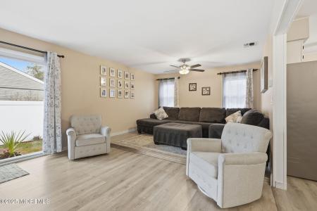 11 Oak Glen Road, Toms River, 新泽西州 08753, 美国