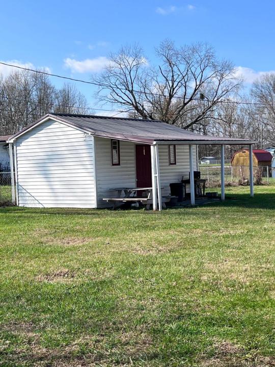 1250 s Irvine Rd, Irvine, Кентуки 40336, Соединенные Штаты