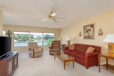 1655 Highland Ave S # J289, Clearwater, Florida 33756
