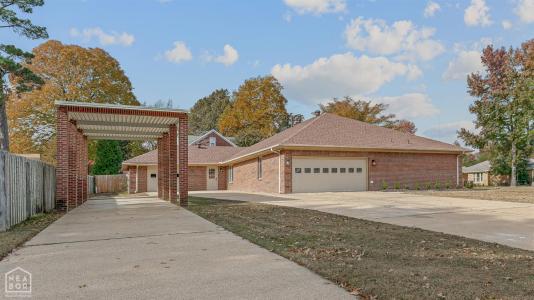 401 Brentwood Drive, Jonesboro, Arkansas 72404