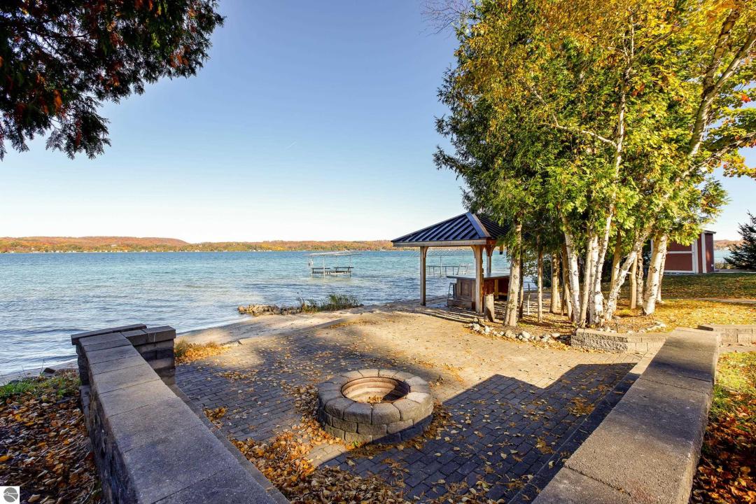 6019 Crystal Avenue, Beulah, Michigan 49617