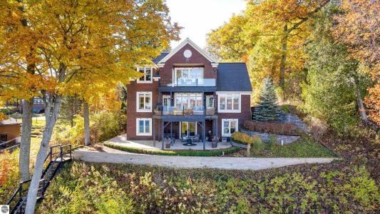 6019 Crystal Avenue, Beulah, Michigan 49617