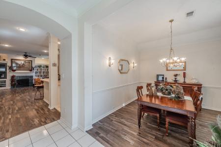 2305 Bridgeton Lane, Bedford, Texas 76021, Estados Unidos