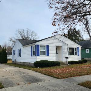607 Burns, Essexville, Michigan 48732