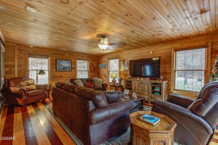 1049 Alpine Road, Seymour, Tennessee 37865, Estados Unidos