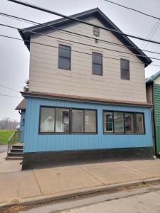 39 N Shore Dr , 39 1/2, Fountain City, Wisconsin 54629, Estados Unidos