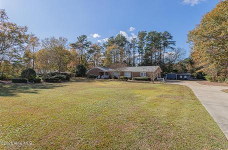 1296 Wolf Swamp Road, Jacksonville, Carolina Del Norte 28546, Estados Unidos