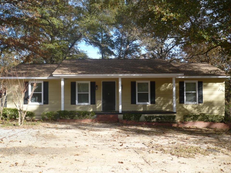 92 West Valley Drive, Fort Valley, Georgia 31030, USA