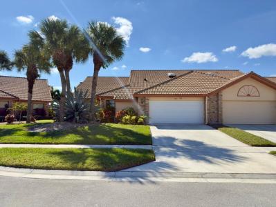 8491 Heather Place, Boynton Beach, Florida 33472