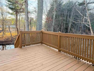 807 Nottingham Drive, Exeter, New Hampshire 03833, USA