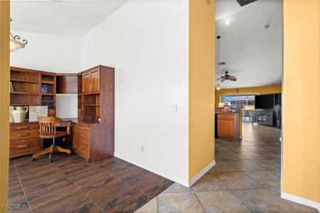 121 NE 11th Terrace, Cape Coral, Floride 33909, États-Unis