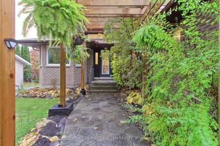 24 MAPLE GROVE ROAD, Kawartha Lakes, 온타리오주 K9V 4R6, 캐나다