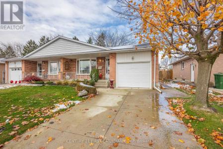 49 BONNIE PLACE, St. Thomas, أونتاريو N5R 5W6, كندا