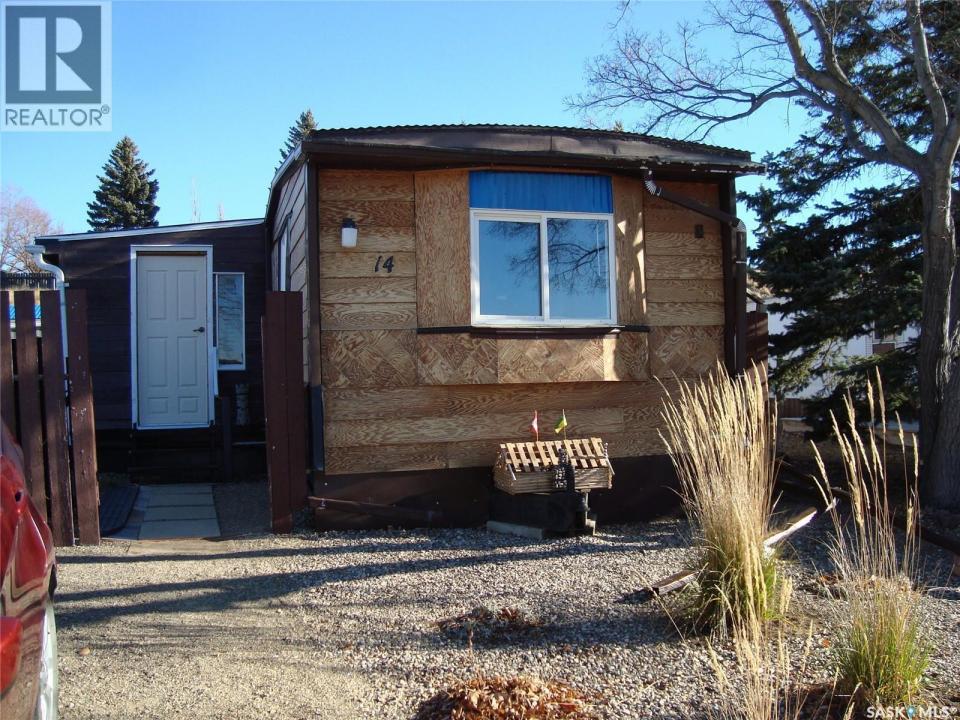 14 701 11TH AVENUE NW, Swift Current, Saskatchewan S9H 4M5, CANADÁ