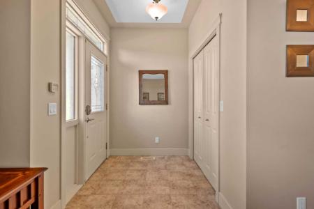 446 18 STREET NE, Calgary, アルバータ T2E 1N4, カナダ