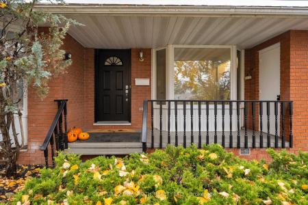 4 WHITE PINE PLACE, Barrie, 安大略省 L4M 5L7, 加拿大