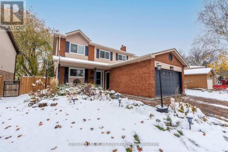 110 HOLLIDAY DRIVE, Whitby (lynde Creek), Онтарио L1P 1G5, Канада