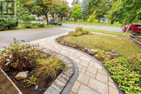 895 EXETER STREET, Oshawa (centennial), 安大略省 L1G 6R9, 加拿大