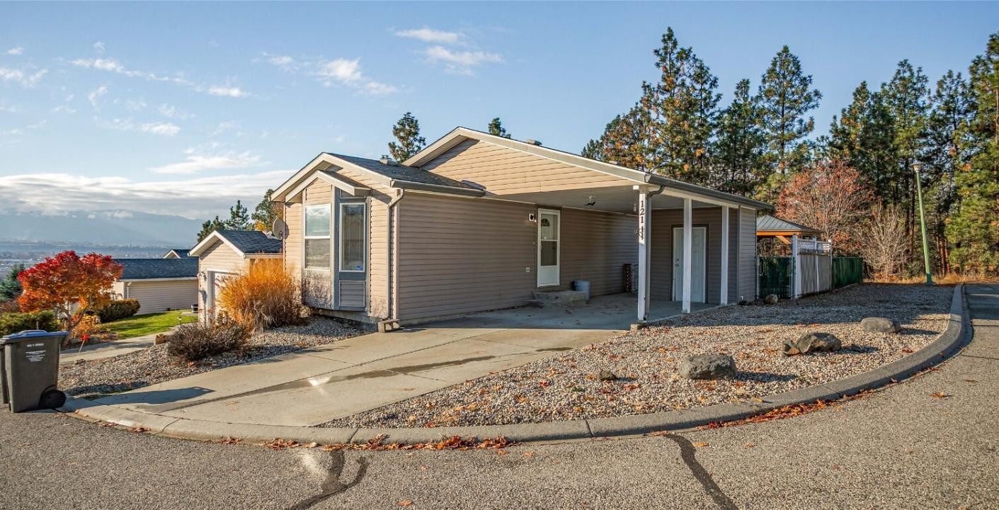 2550 HOLLYWOOD ROAD N, Kelowna, Colombie-Britannique V1V 2S6, Canada