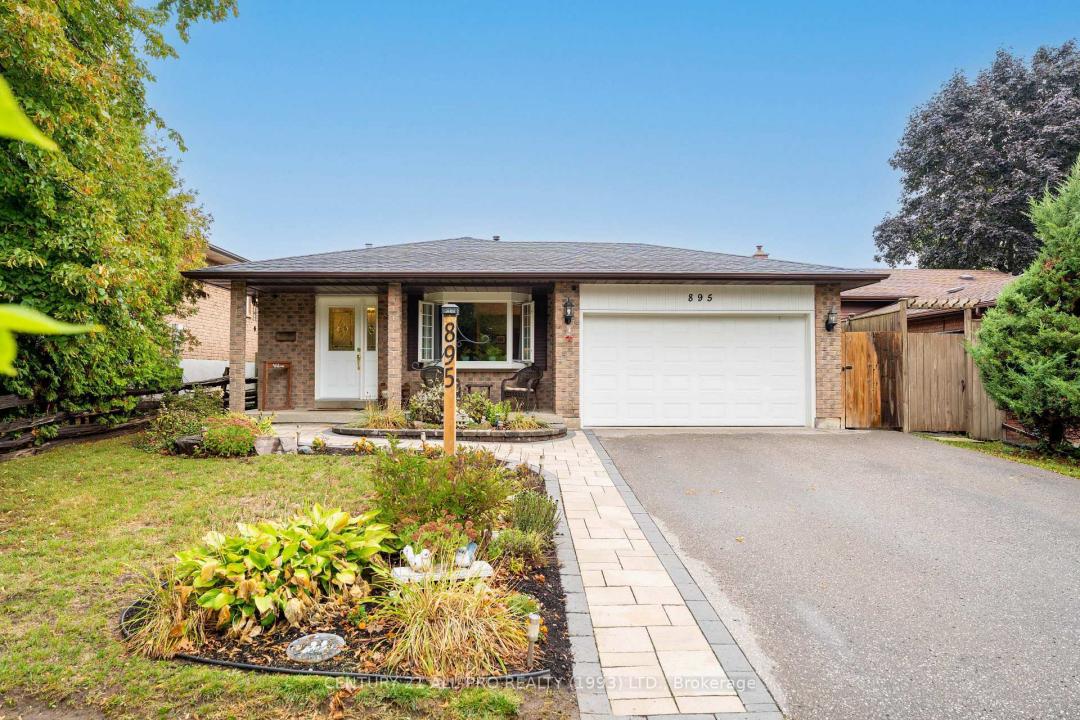 895 EXETER STREET, Oshawa, 安大略省 L1G 6R9, 加拿大