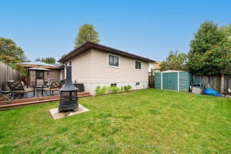 895 EXETER STREET, Oshawa, 安大略省 L1G 6R9, 加拿大