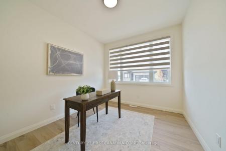 32 POSTMA CRESCENT, North Middlesex, Ontario N0M 1A0, Canadá