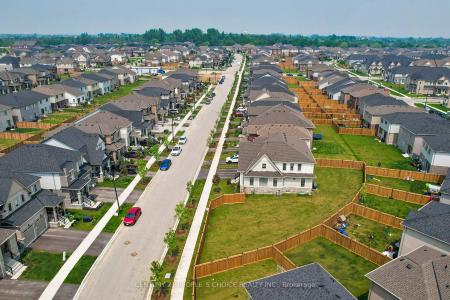 78 DASS DRIVE W, Centre Wellington, Ontario N1M 0H9, Canadá