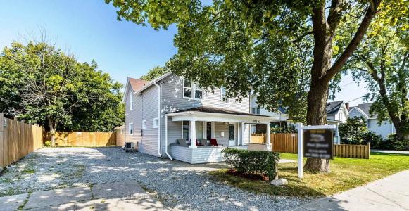 5057 BRIDGE STREET, Niagara Falls, Ontario L2E 2S7, Canada