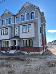 3 KINGBIRD COMMON, Cambridge, Ontario N1T 0H4, Canada