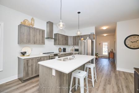 394 HUMMEL CRESCENT, Fort Erie, 安大略省 L2A 0E8, 加拿大