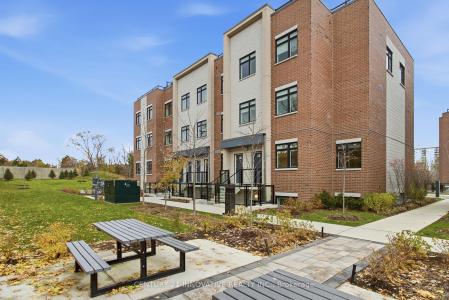 1115 DOUGLAS MCCURDY COMMON STREET, Mississauga, Ontario L5G 0C6, Canada