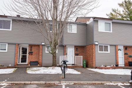 7 GLENCOE STREET, South Of Baseline To Knoxdale, Ontario K2H 8S5, Canada