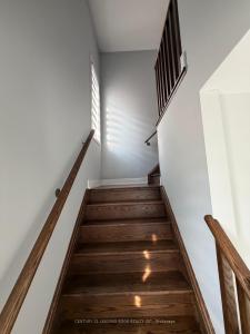 56 FREDERICK PEARSON STREET, East Gwillimbury, Ontario L9N 0R8, Canadá