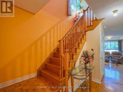 5347 RED BRUSH DRIVE, Mississauga (hurontario), Ontario L4Z 3Z5, Canadá